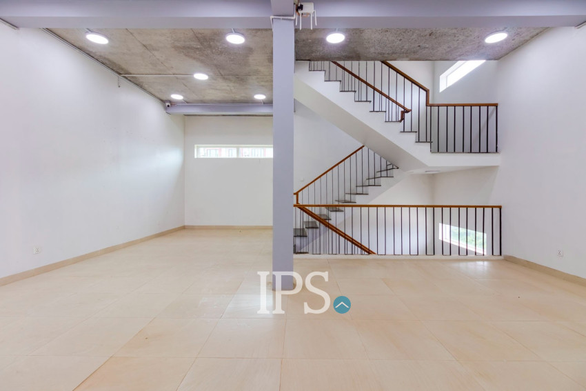 2 Bedroom Shophouse For Rent - Svay Dangkum, Siem Reap