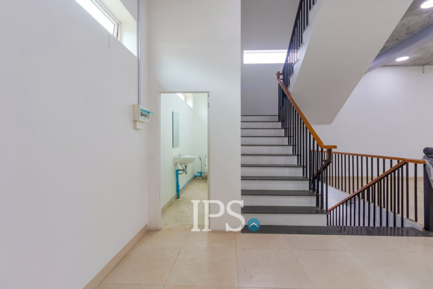 2 Bedroom Shophouse For Rent - Svay Dangkum, Siem Reap