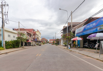 2 Bedroom Shophouse For Rent - Svay Dangkum, Siem Reap thumbnail