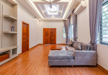 2 Bedroom Villa For Rent - Sala Kamreuk, Siem Reap thumbnail