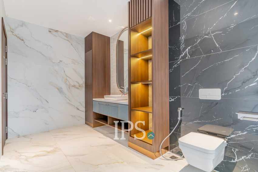 209 Sqm Studio Serviced Apartment For Rent - BKK1, Phnom Penh