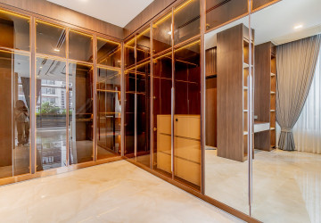 209 Sqm Studio Serviced Apartment For Rent - BKK1, Phnom Penh thumbnail