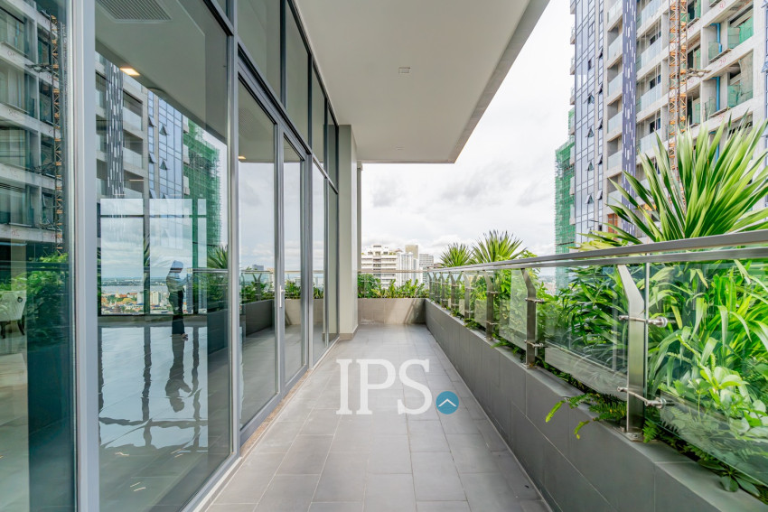 209 Sqm Studio Serviced Apartment For Rent - BKK1, Phnom Penh