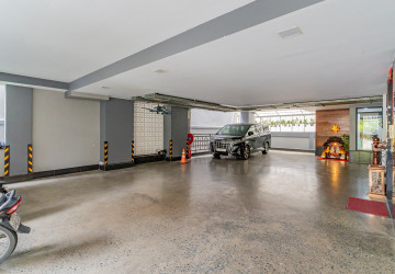 1 Bedroom Serviced Apartment For Rent - Boeung Prolit, Phnom Penh thumbnail