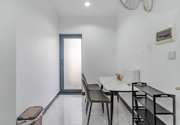 1 Bedroom Serviced Apartment For Rent - Boeung Prolit, Phnom Penh thumbnail