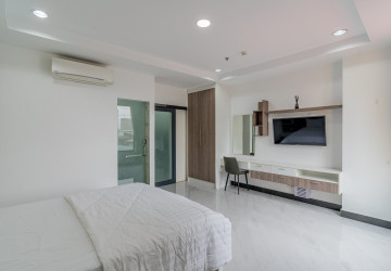1 Bedroom Serviced Apartment For Rent - Boeung Prolit, Phnom Penh thumbnail