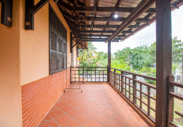 3 Bedroom House For Rent - Kouk Chak, Siem Reap thumbnail