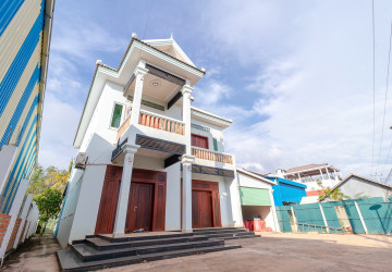 3 Bedroom House For Rent - Chreav, Siem Reap thumbnail