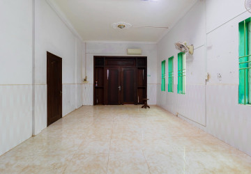 3 Bedroom House For Rent - Chreav, Siem Reap thumbnail