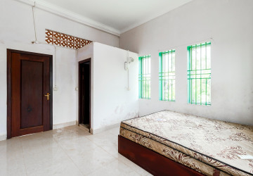 3 Bedroom House For Rent - Chreav, Siem Reap thumbnail