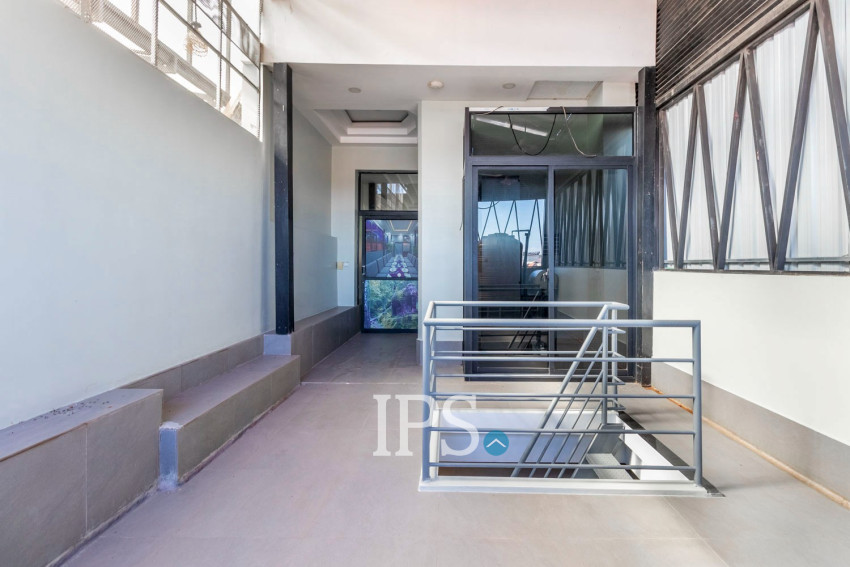 4 Bedroom Shophouse For Rent - Svay Dangkum, Siem Reap