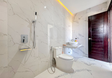 3 Bedroom Villa For Sale - Svay Dangkum, Siem Reap thumbnail