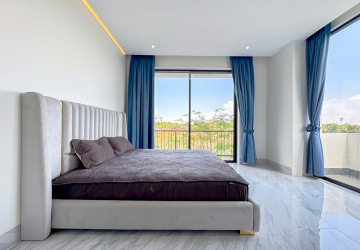 3 Bedroom Villa For Sale - Svay Dangkum, Siem Reap thumbnail