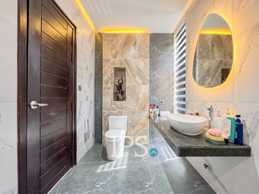 3 Bedroom Villa For Sale - Svay Dangkum, Siem Reap