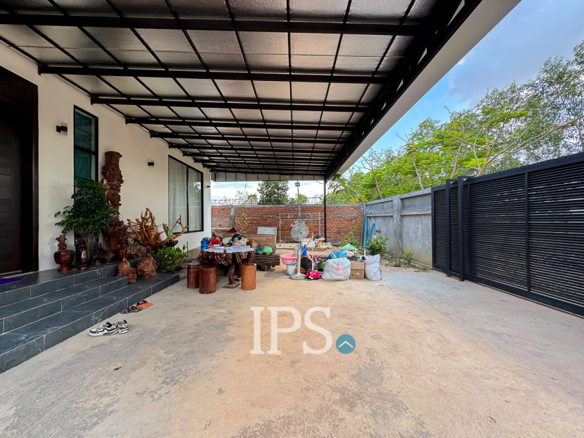 3 Bedroom Villa For Sale - Svay Dangkum, Siem Reap
