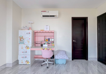 3 Bedroom Villa For Sale - Svay Dangkum, Siem Reap thumbnail