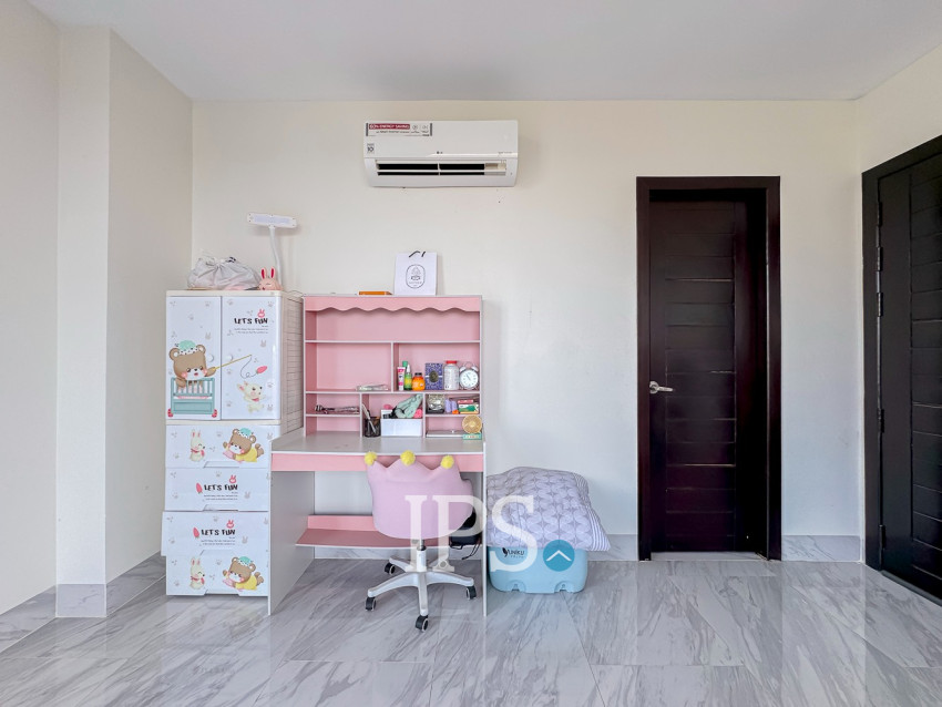 3 Bedroom Villa For Sale - Svay Dangkum, Siem Reap