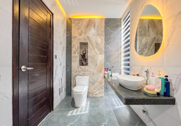 3 Bedroom Villa For Sale - Svay Dangkum, Siem Reap thumbnail