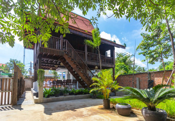 2 Bedroom Wooden House For Rent - Sala Kamreuk, Siem Reap thumbnail