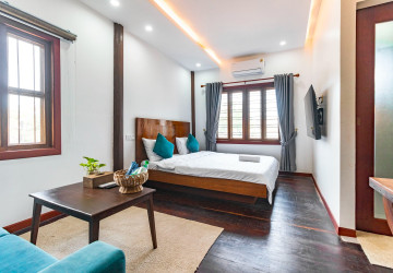 2 Bedroom Wooden House For Rent - Sala Kamreuk, Siem Reap thumbnail