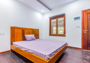 2 Bedroom Wooden House For Rent - Sala Kamreuk, Siem Reap thumbnail