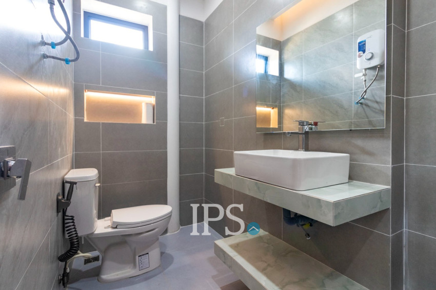 2 Bedroom Wooden House For Rent - Sala Kamreuk, Siem Reap