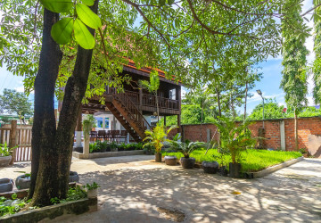 2 Bedroom Wooden House For Rent - Sala Kamreuk, Siem Reap thumbnail