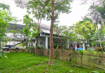 3 Bedroom Apartment For Rent - Chreav, Siem Reap thumbnail