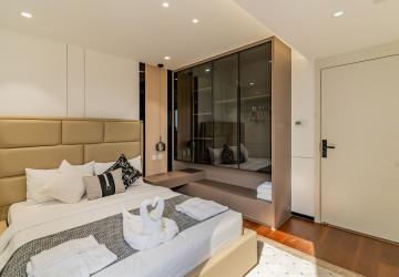 3 Bedroom Penthouse For Rent - Morgan Enmaison, Chroy Changvar, Phnom Penh thumbnail