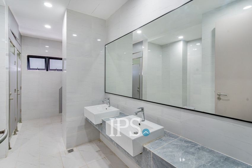 61 Sqm Office Space For Rent - BKK1, Phnom Penh