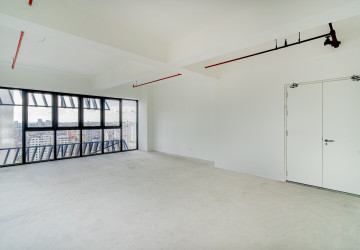 61 Sqm Office Space For Rent - BKK1, Phnom Penh thumbnail