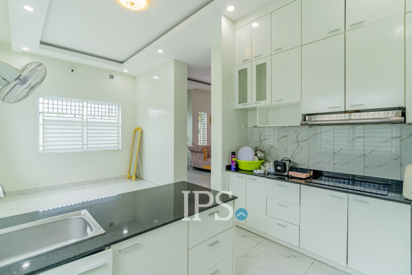 3 Bedroom Villa For Sale - Prek Eng, Phnom Penh