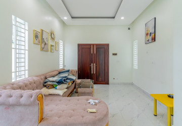 3 Bedroom Villa For Sale - Prek Eng, Phnom Penh thumbnail