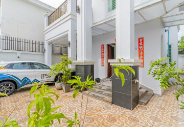3 Bedroom Villa For Sale - Prek Eng, Phnom Penh thumbnail