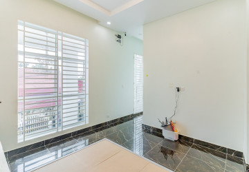 3 Bedroom Villa For Sale - Prek Eng, Phnom Penh thumbnail