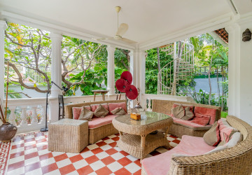 3 Bedroom Villa For Sale - Chakto Mukh, Phnom Penh thumbnail