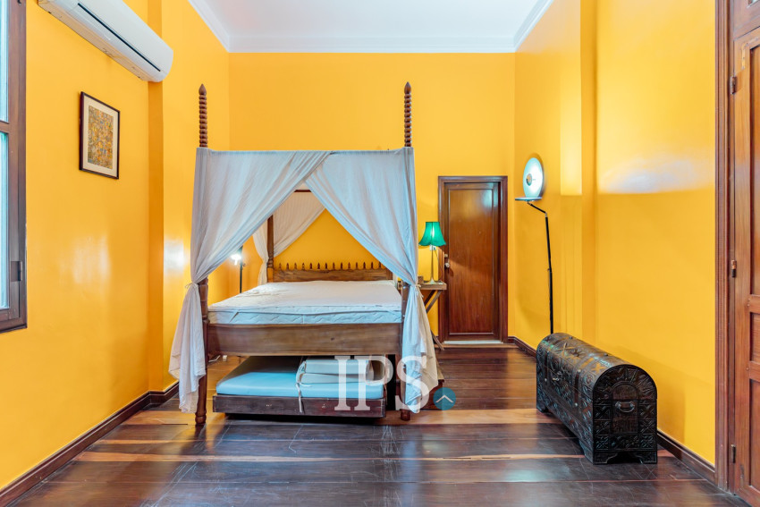 3 Bedroom Villa For Sale - Chakto Mukh, Phnom Penh