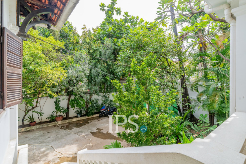 3 Bedroom Villa For Sale - Chakto Mukh, Phnom Penh