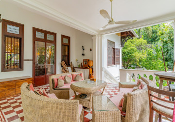 3 Bedroom Villa For Sale - Chakto Mukh, Phnom Penh thumbnail