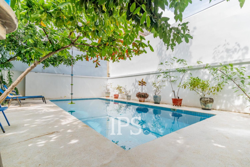 3 Bedroom Villa For Sale - Chakto Mukh, Phnom Penh