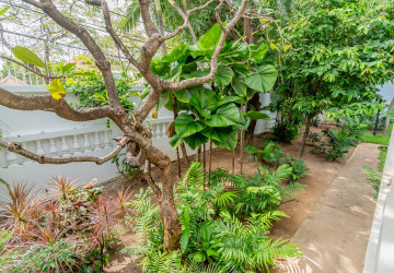3 Bedroom Villa For Sale - Chakto Mukh, Phnom Penh thumbnail