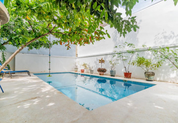 3 Bedroom Villa For Sale - Chakto Mukh, Phnom Penh thumbnail