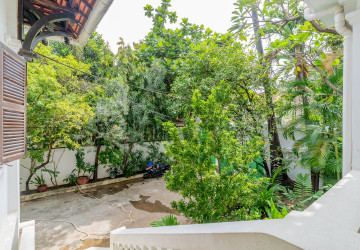 3 Bedroom Villa For Sale - Chakto Mukh, Phnom Penh thumbnail