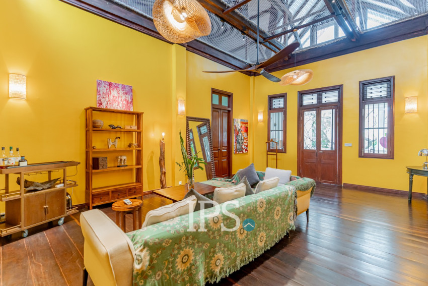 3 Bedroom Villa For Sale - Chakto Mukh, Phnom Penh