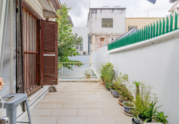 3 Bedroom Villa For Sale - Chakto Mukh, Phnom Penh thumbnail