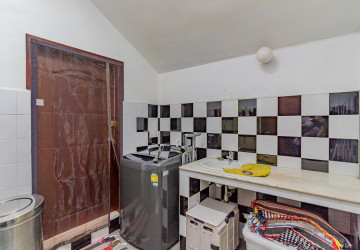 3 Bedroom Villa For Sale - Chakto Mukh, Phnom Penh thumbnail