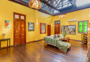 3 Bedroom Villa For Sale - Chakto Mukh, Phnom Penh thumbnail