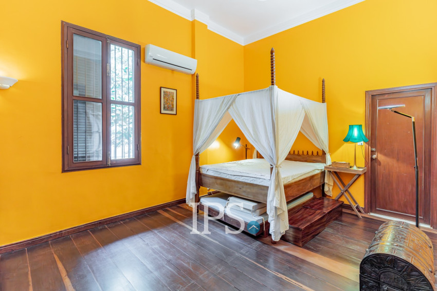 3 Bedroom Villa For Sale - Chakto Mukh, Phnom Penh