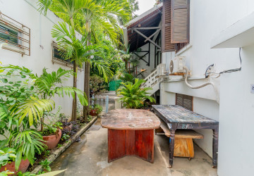 3 Bedroom Villa For Sale - Chakto Mukh, Phnom Penh thumbnail