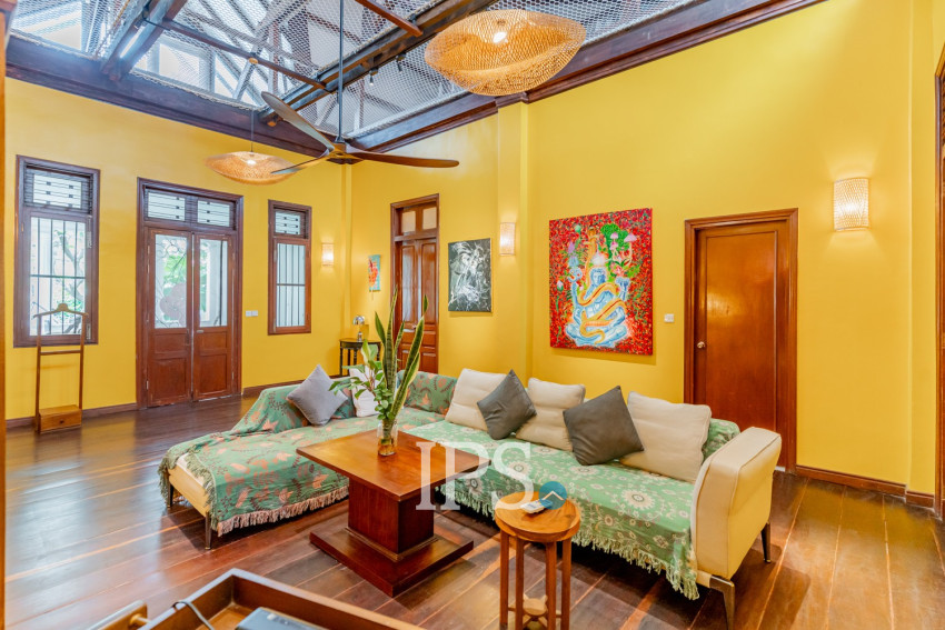 3 Bedroom Villa For Sale - Chakto Mukh, Phnom Penh